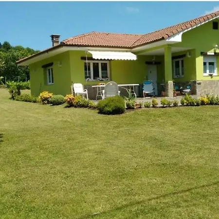 Casina Manzana Holiday home *